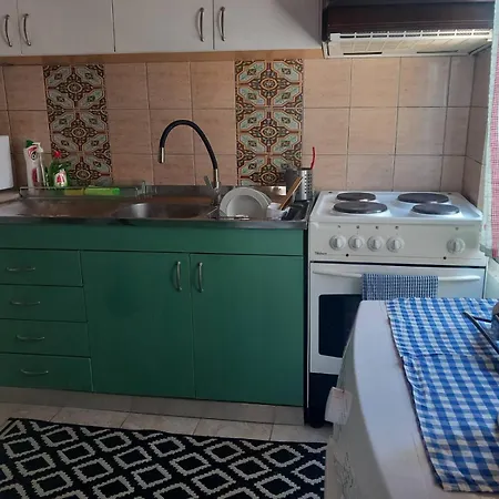 στο λιμανι *