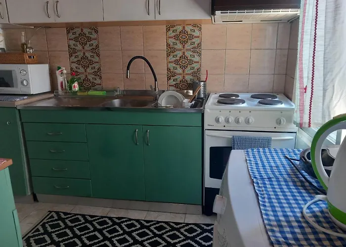 στο λιμανι *